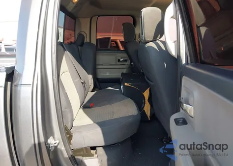 2010 Dodge Ram 1500 Slt/Sport/Trx z USA, uszkodzony, nr VIN 1D7RB1GP5AS120057